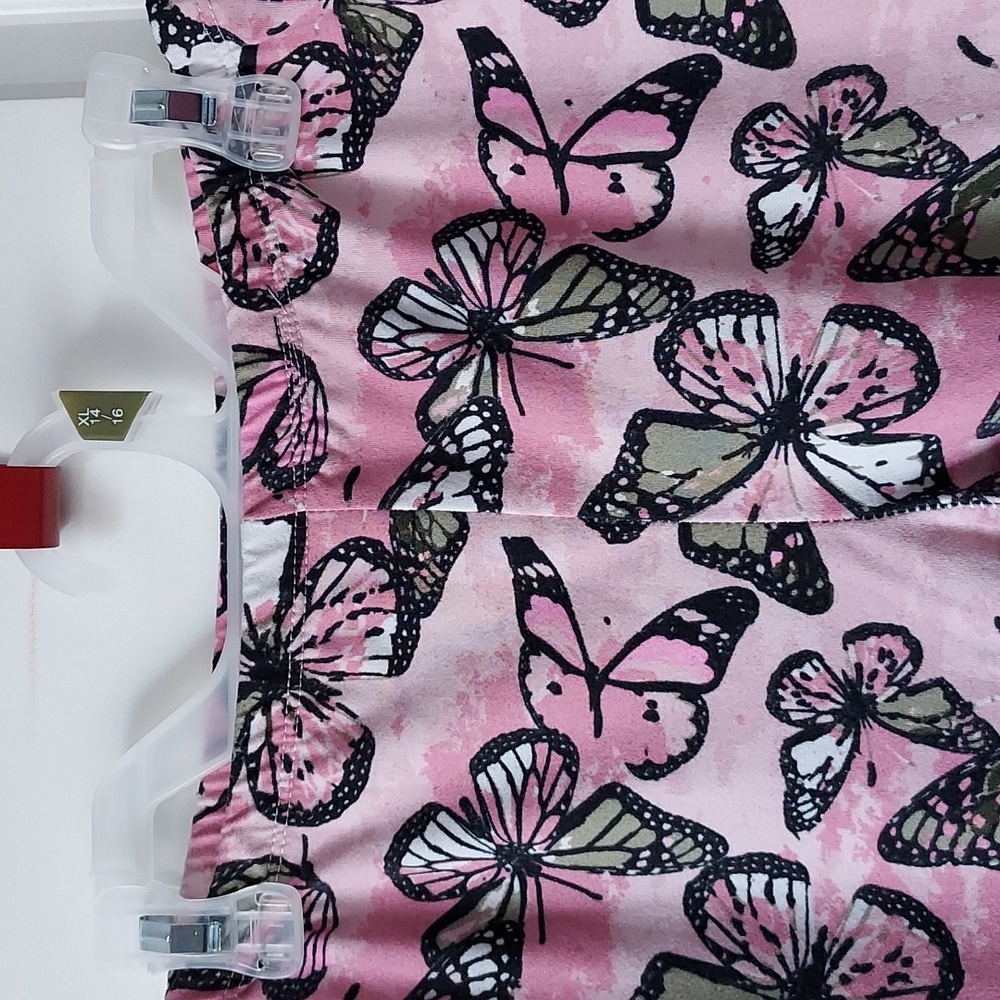 Adorable butterflies pants pink green white measurements are approximate - Picture 2 of 9